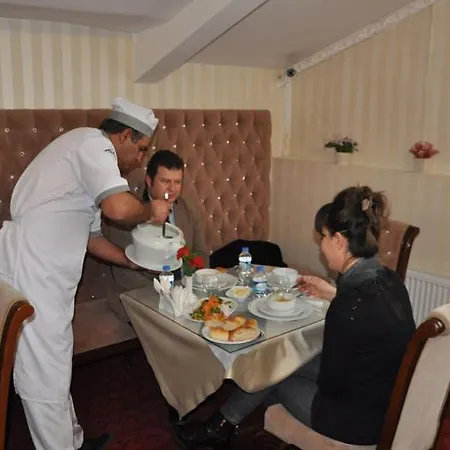 Otel Azade