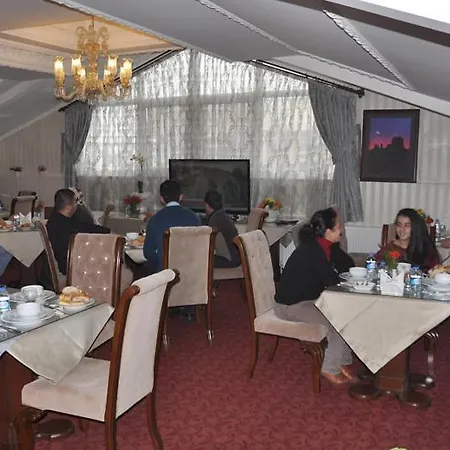 Otel Azade 3*