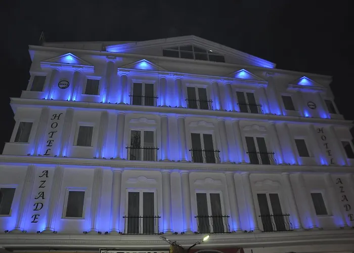 Azade Hotel 3*